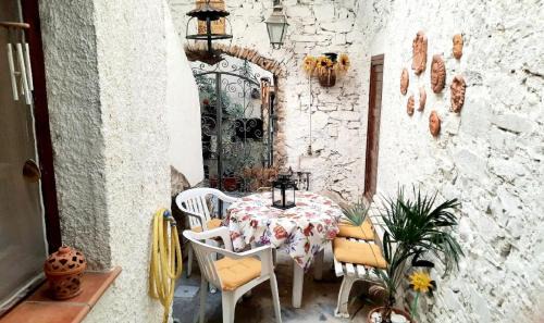 Terzorio House | 'SAPORE DI LIGURIA' in Antico Borgo vicino al mare