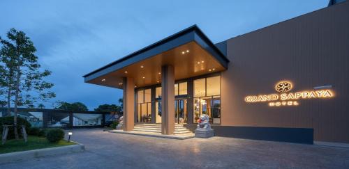 Bang Nam Prieo Hotel | Sappaya Hotel By Lotus Valley Golf Resort