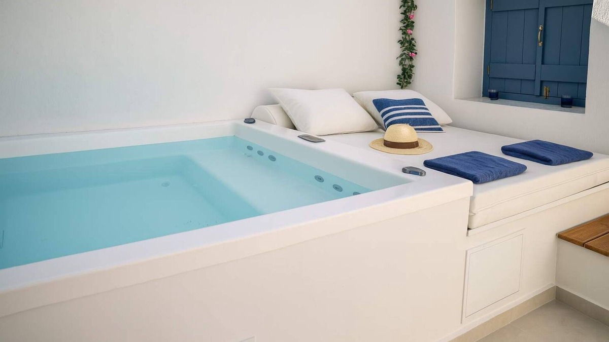 Anopolis House | Sapphire Gem House with Private Jacuzzi
