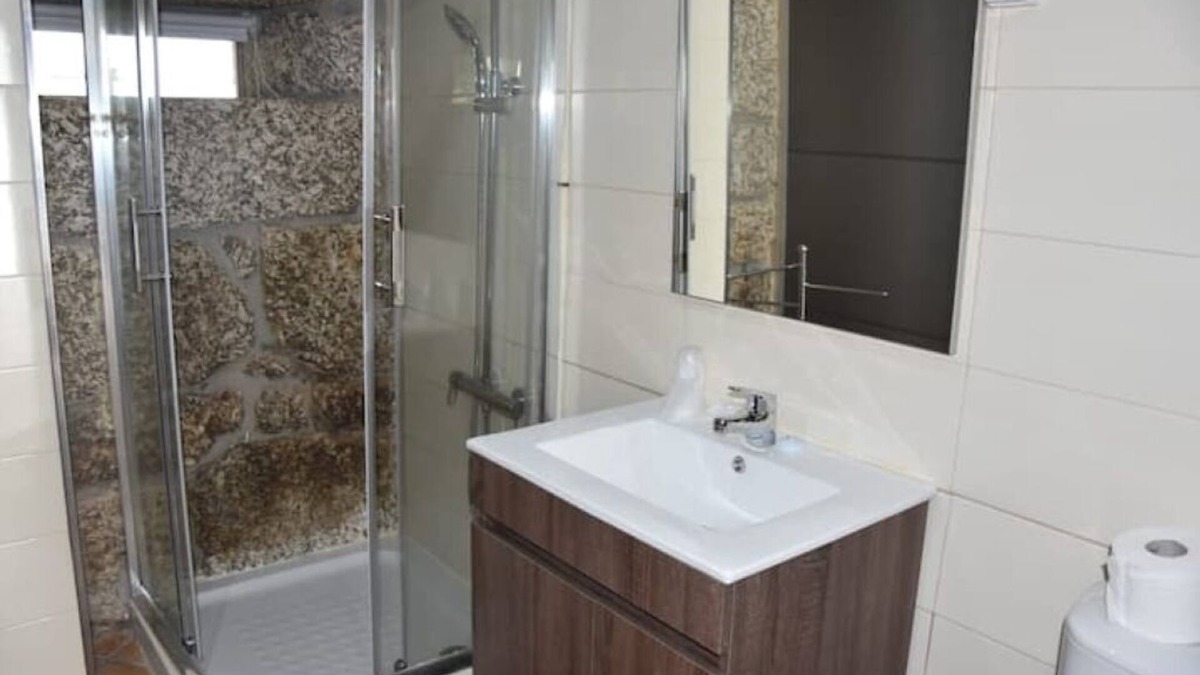 Seia House | Sapphire room with private bathroom