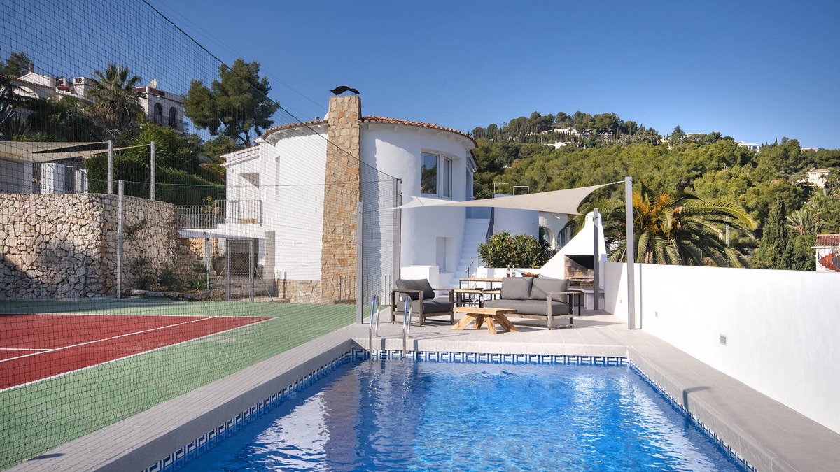 Benissa Coast Villa | Sara-up to 4 persons- modern, family friendly, private pool and tennis court!