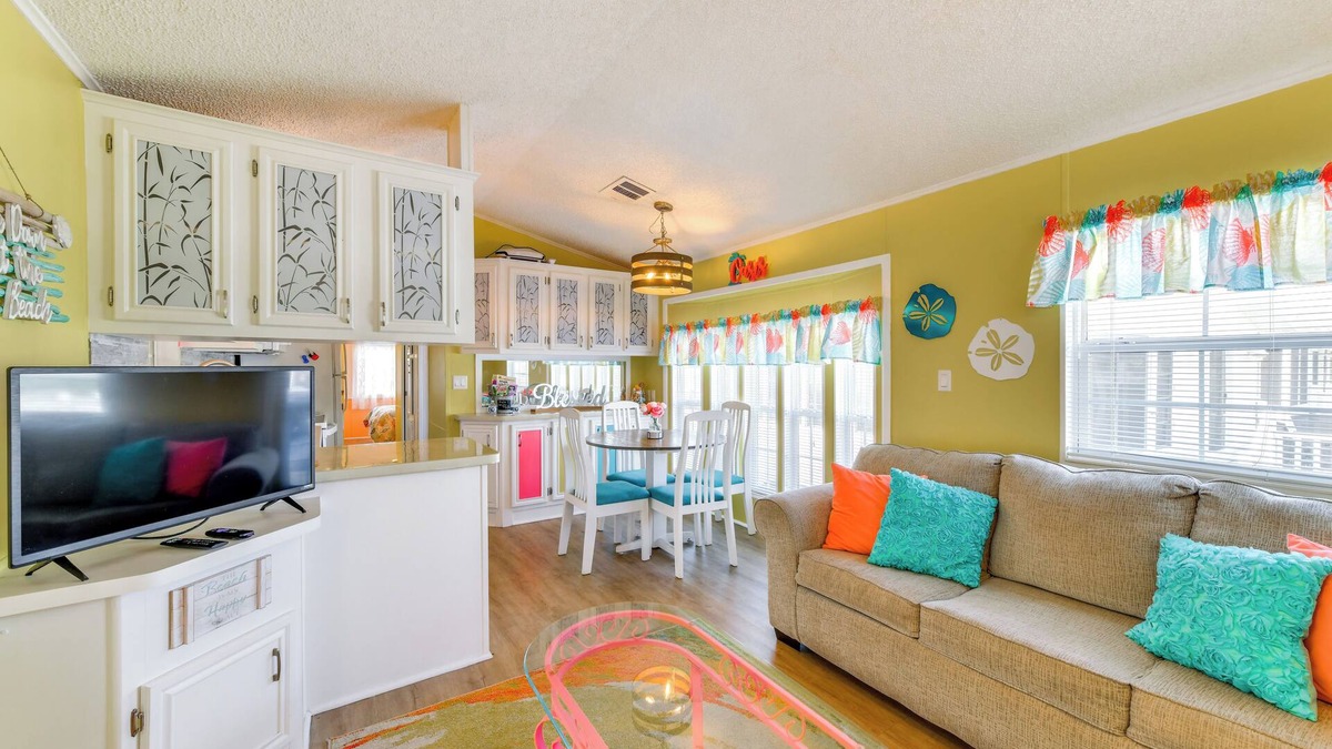 Braden River House | Sarasota Home w/Full Resort Amenity Access!
