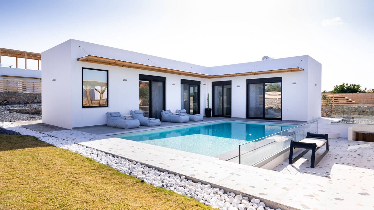 Analipsi Villa | Sardines Luxury Villa 2 with Private Pool Parking and Garden
