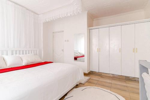 Embakasi Bed & Breakfast | Saruni Homes