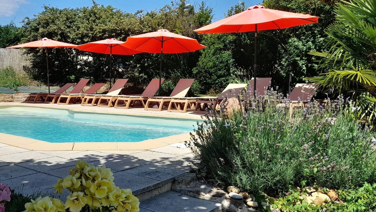 Julienas Hotel | SAS HOTEL DES VIGNES