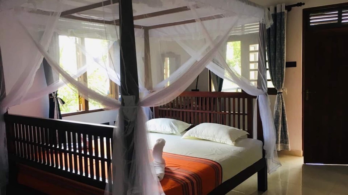 Ambalangoda Villa | Sathis Villa