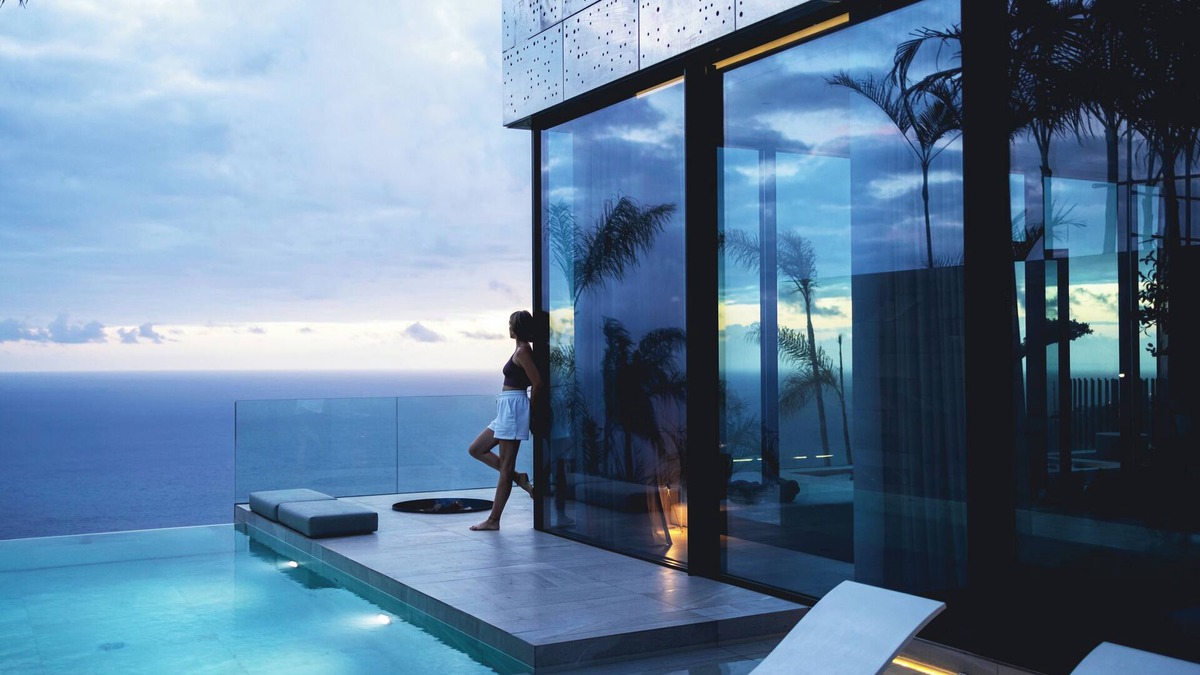Tabua Villa | Saudade Residence - Futuristic Ultra Luxury Ocean Zen Retreat - Award Winning