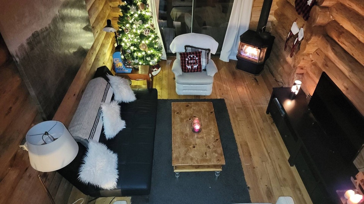 Hemlock Valley Cabin | Sauna | Yoga/Work-Out Space |Pet Friendly | Wi-fi