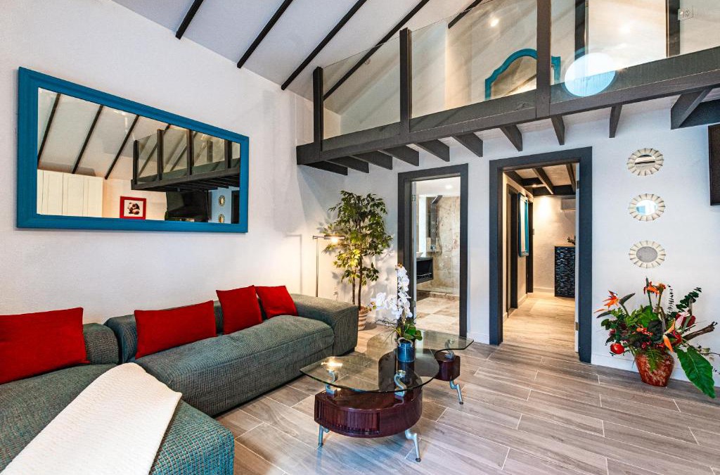 Nassau House | Saunders 3BD Beach Cottage