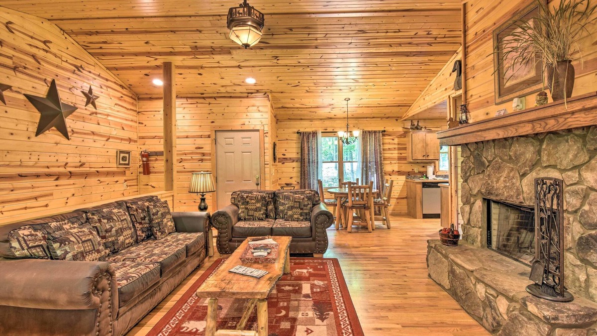 Helen Cabin | Sautee Mountain Retreat ‘The Highline’ Cabin!