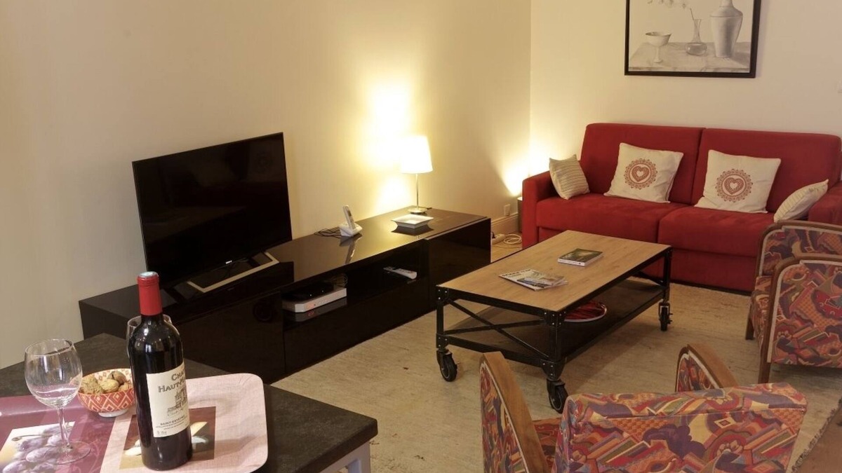 Saint-Michel Apartment | Sauvageau - 1 chambre avec parking