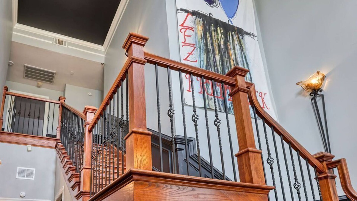 Old West Broad Neighborhood House | Savannah Frederick - Entire Home