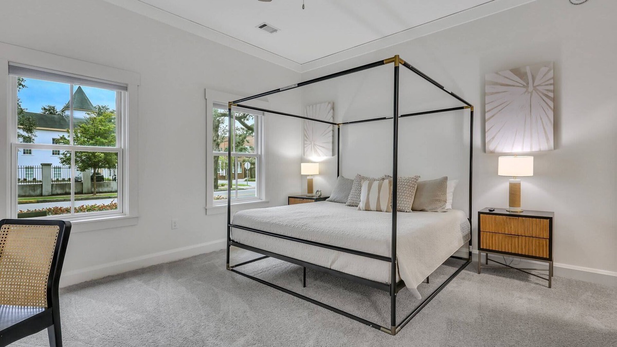 Old West Broad Neighborhood Condo | Savannah Residences|Private Parking|Accessible|2BR