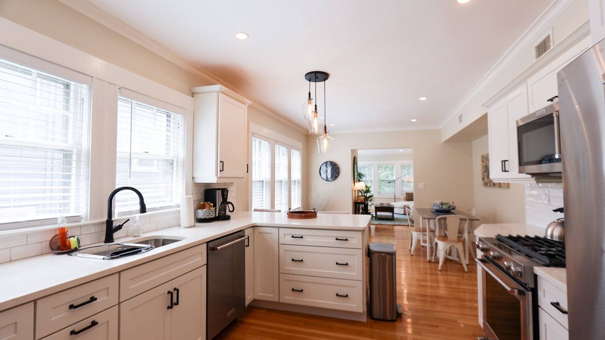 Dorchester Apartment | Savin Hill 2BR Renovated Gem
