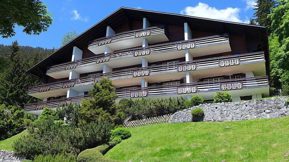 Villars-sur-Ollon Apartment | Savoie 1 by Interhome