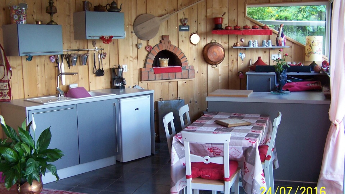 Serrieres-en-Chautagne Cottage | Savoie-La Chautagne-lodging the highlands