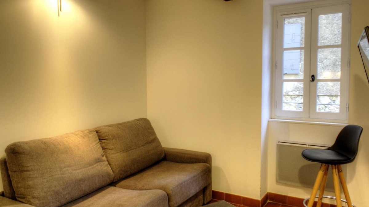 Chateauneuf-Grasse House | Savory - Châteauneuf-Grasse