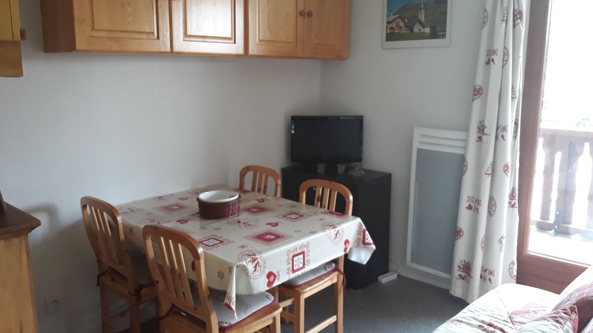 Onnion Apartment | Savoyard cozy studio with 5 sleeping places in Onnion