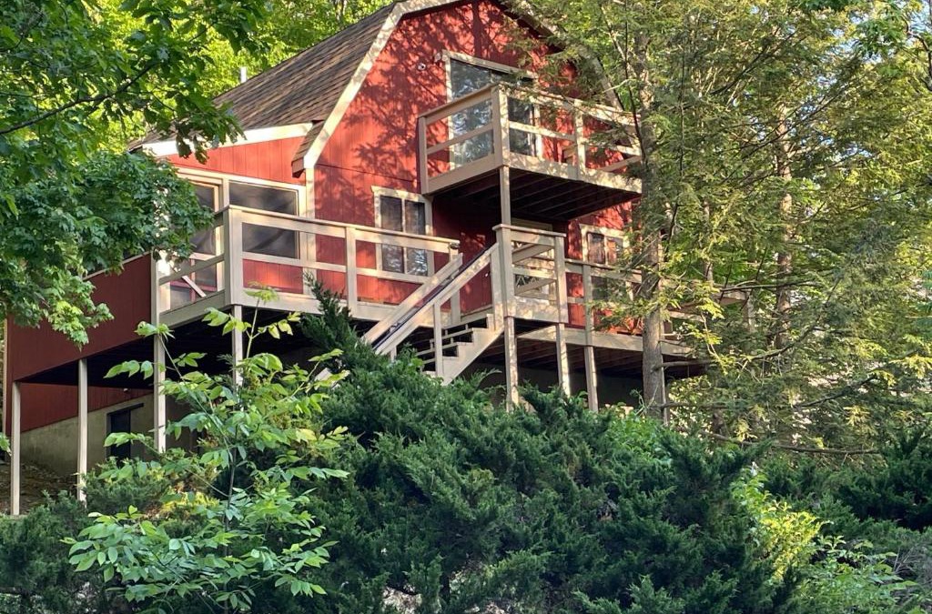 Bushkill Ski Chalet | Saw Creek Cabin - Regent Hilltop