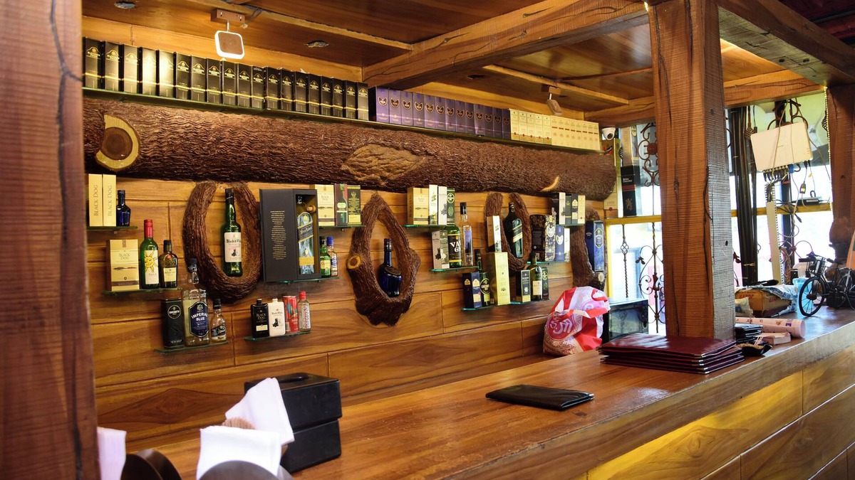 Jadhavwadi Hotel | Sawai Executive