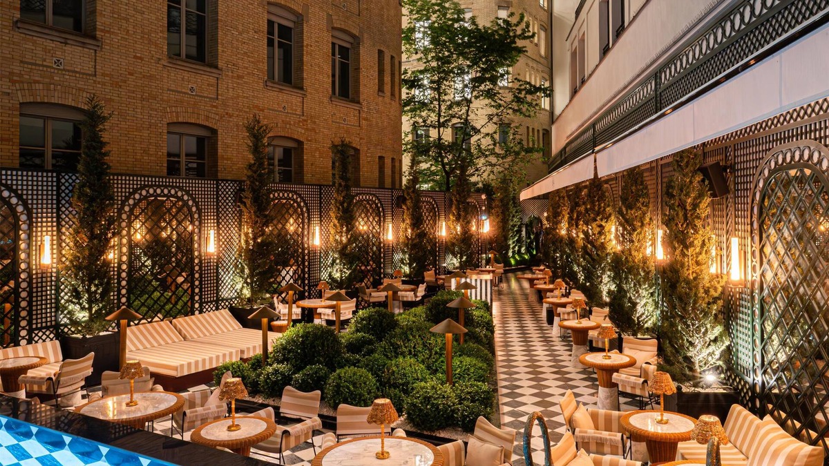 Quartier de l'Ecole-Militaire Hotel | Sax Paris, LXR Hotels & Resorts