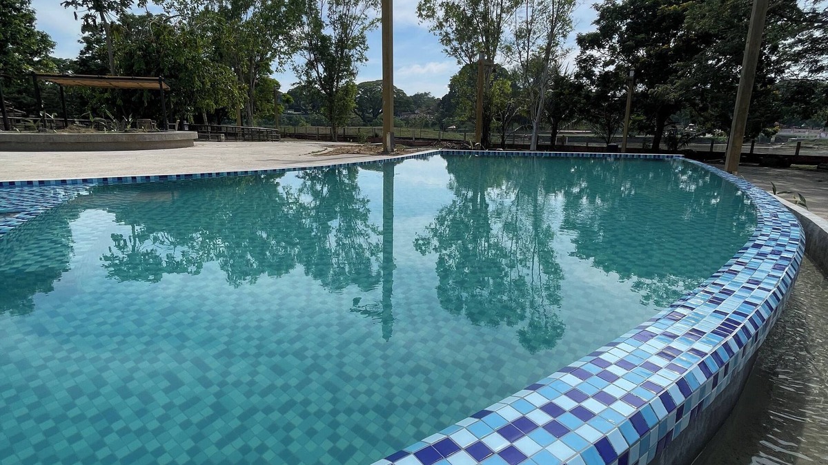 Kampung Kuala Parit Hotel | Sayong Resort