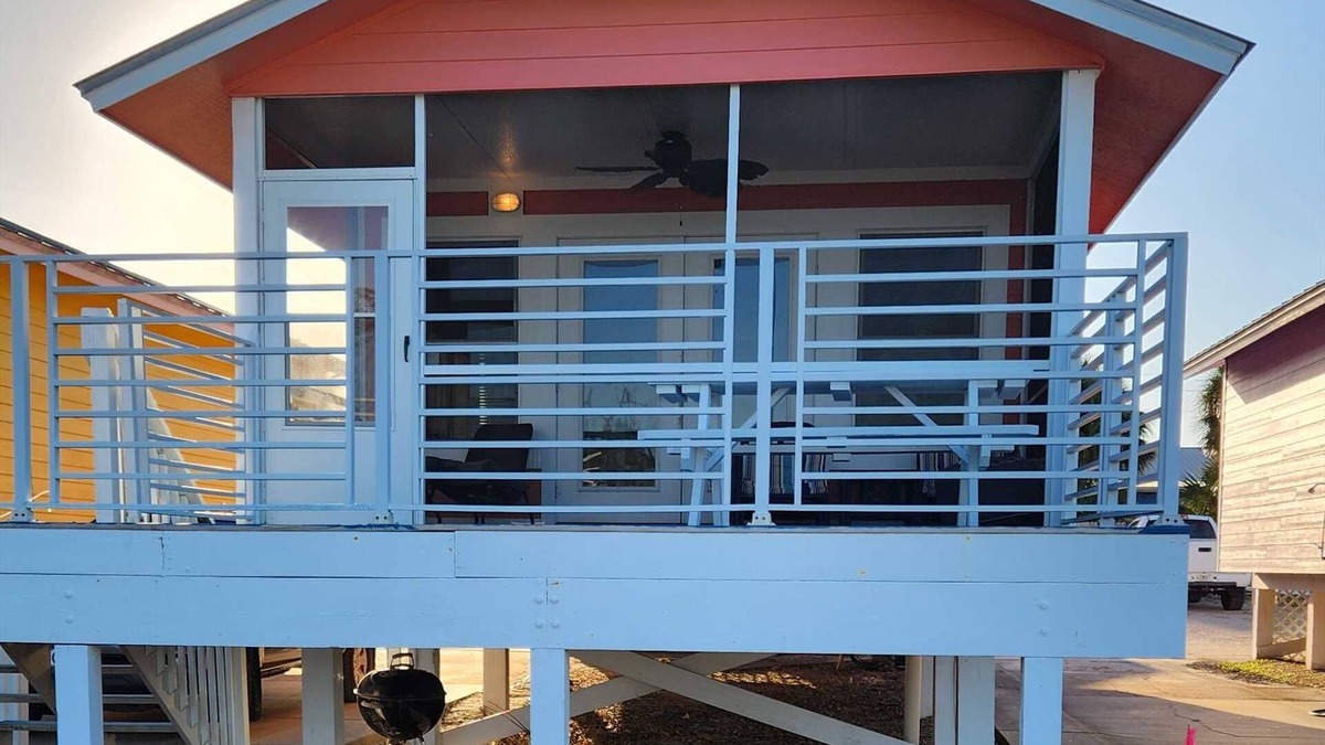 Cape San Blas Cottage | Scallop Cove #2 - Scalloping Sunrise - Bayfront, Pet Friendly, Save 15% on 25' Bookings!
