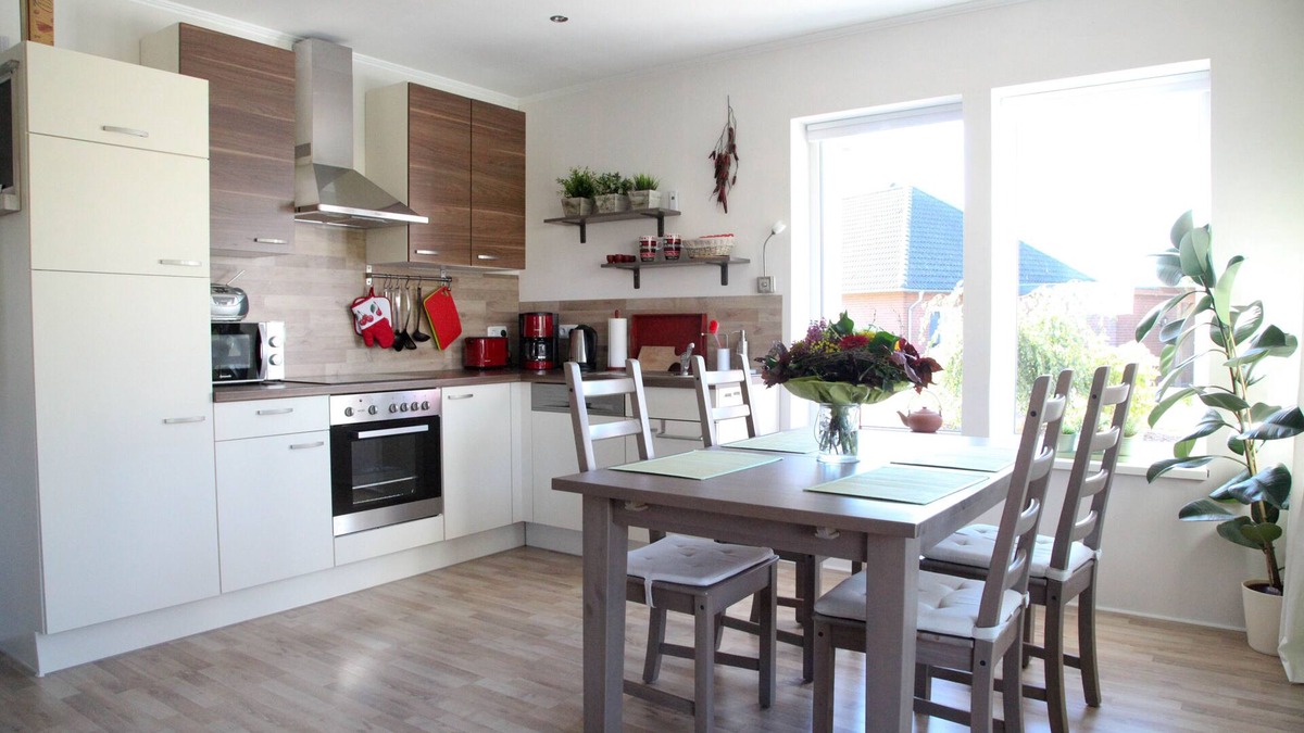 Salzwedel Apartment | Scandinavian charm - sun-drenched terrace - Quiet location - New!