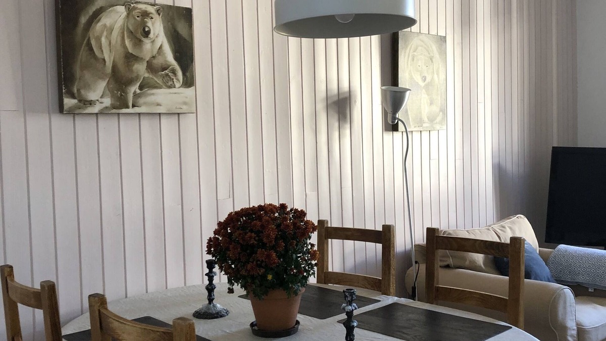 Chamonix City Centre Apartment | Scandie Design with great location