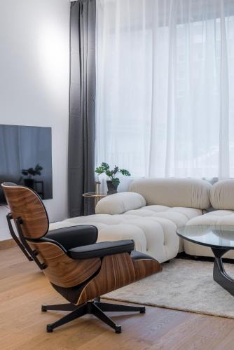 Hietalahti Apartment | Scandinavian Design Townhouse with Private Sauna