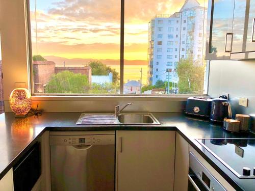 Battery Point Apartment | Scarlett's by Salamanca