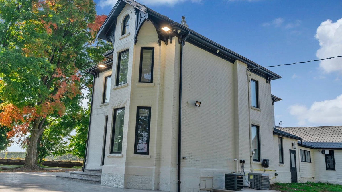 Halton Regional Municipality Other | Scenic 10 Acre Farm House - Host Your Event Here