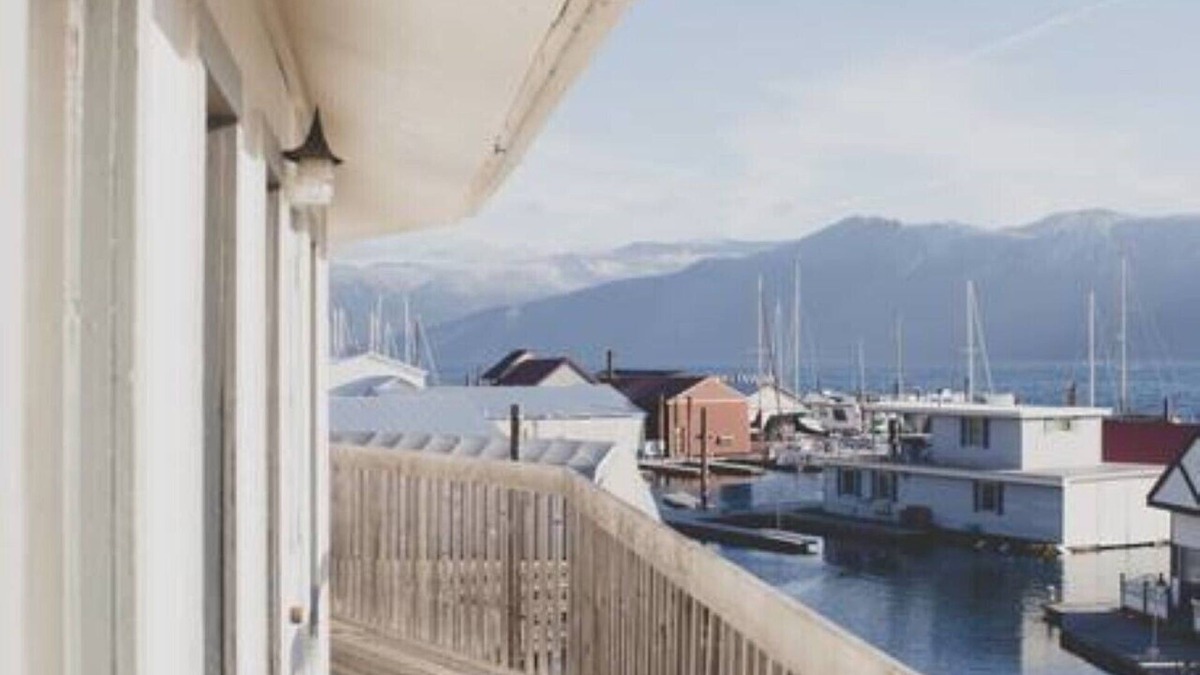 Bayview Hotel | Scenic Bay Motel room 4