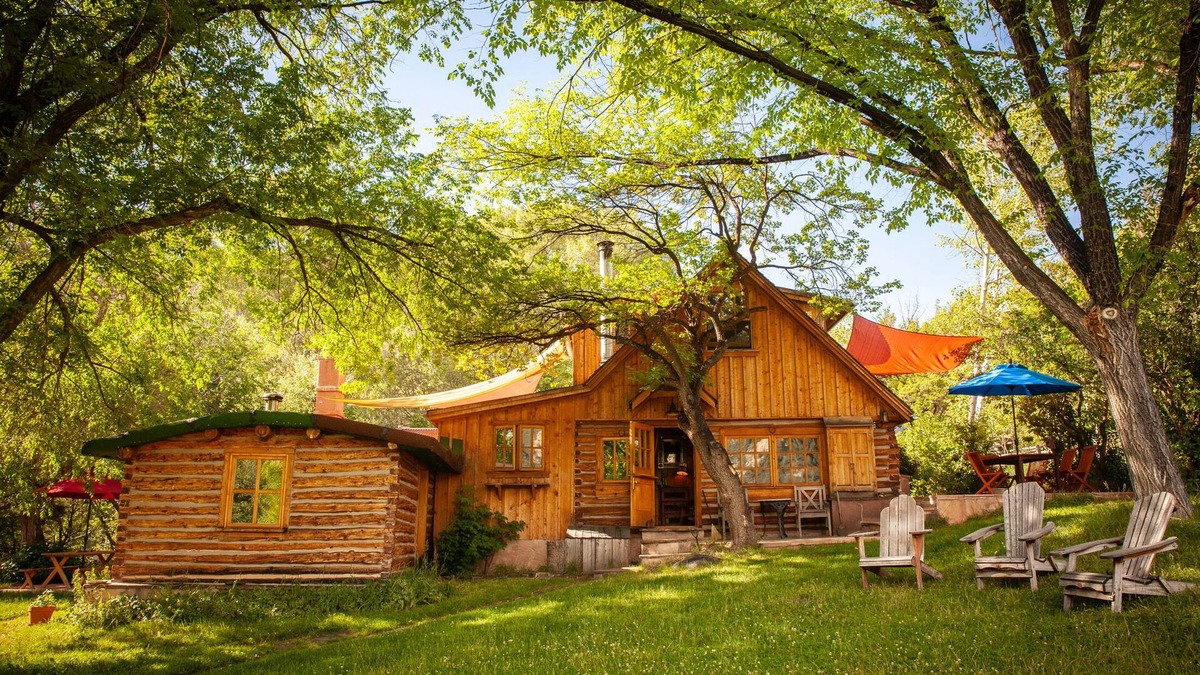 New Castle Other | Scenic Creekside Pet Friendly Ranch House with 5 Cabins and Sauna.