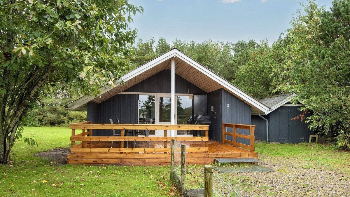 Vemb House | Scenic Fjord Retreat-by Traum