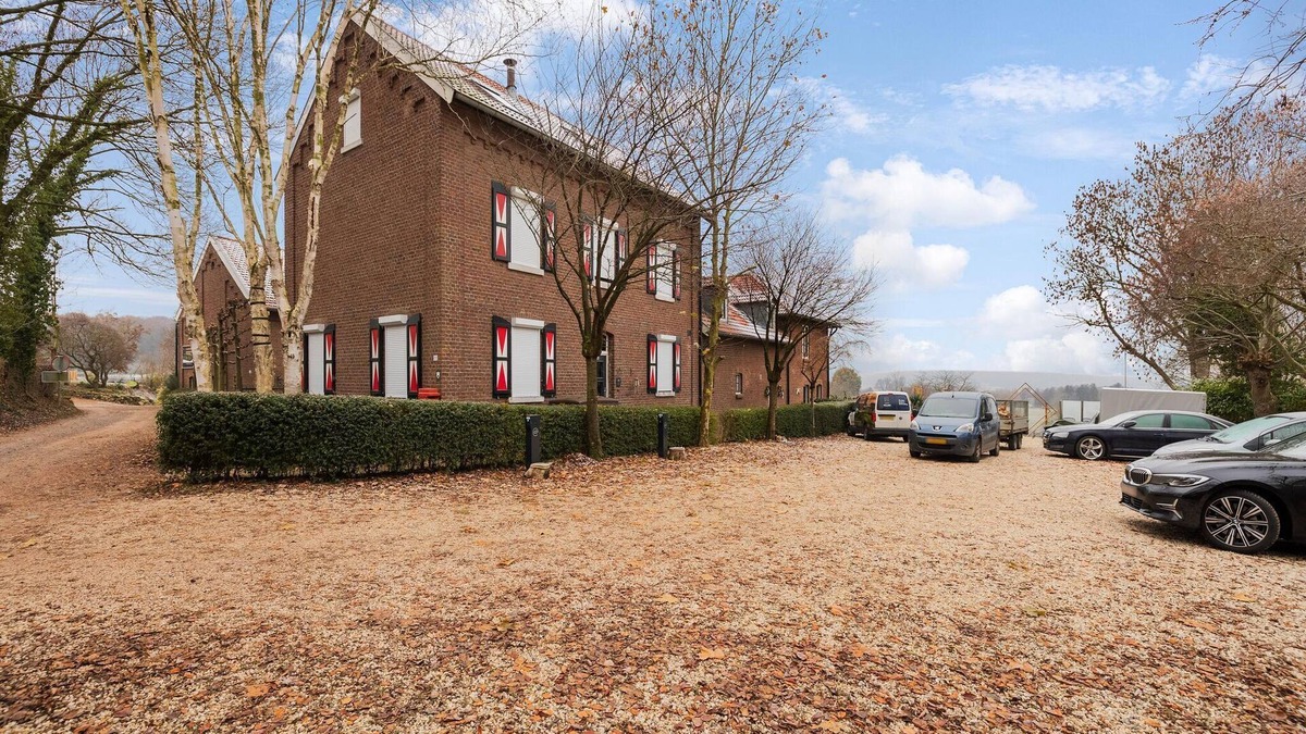 Vijlen Apartment | Scenic holiday home in Vijlen with garden