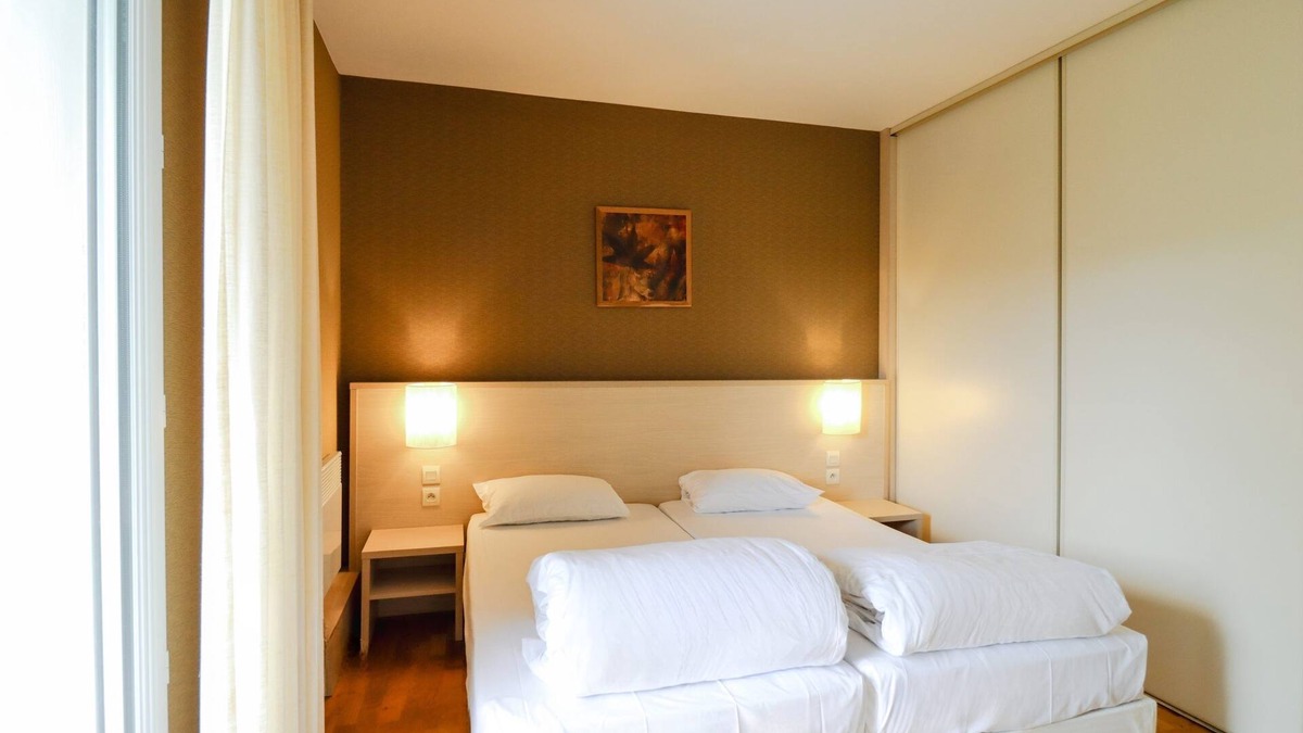 Divonne-les-Bains Hotel | Scenic Retreat near Lake Geneva, Jura forests and Mont Blanc