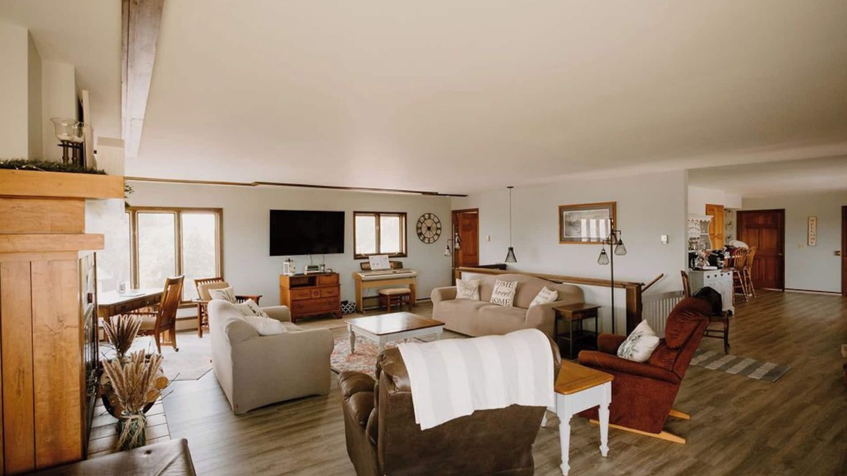 Jim Falls Other | Scenic Rural Farmhouse that can sleep up to 20