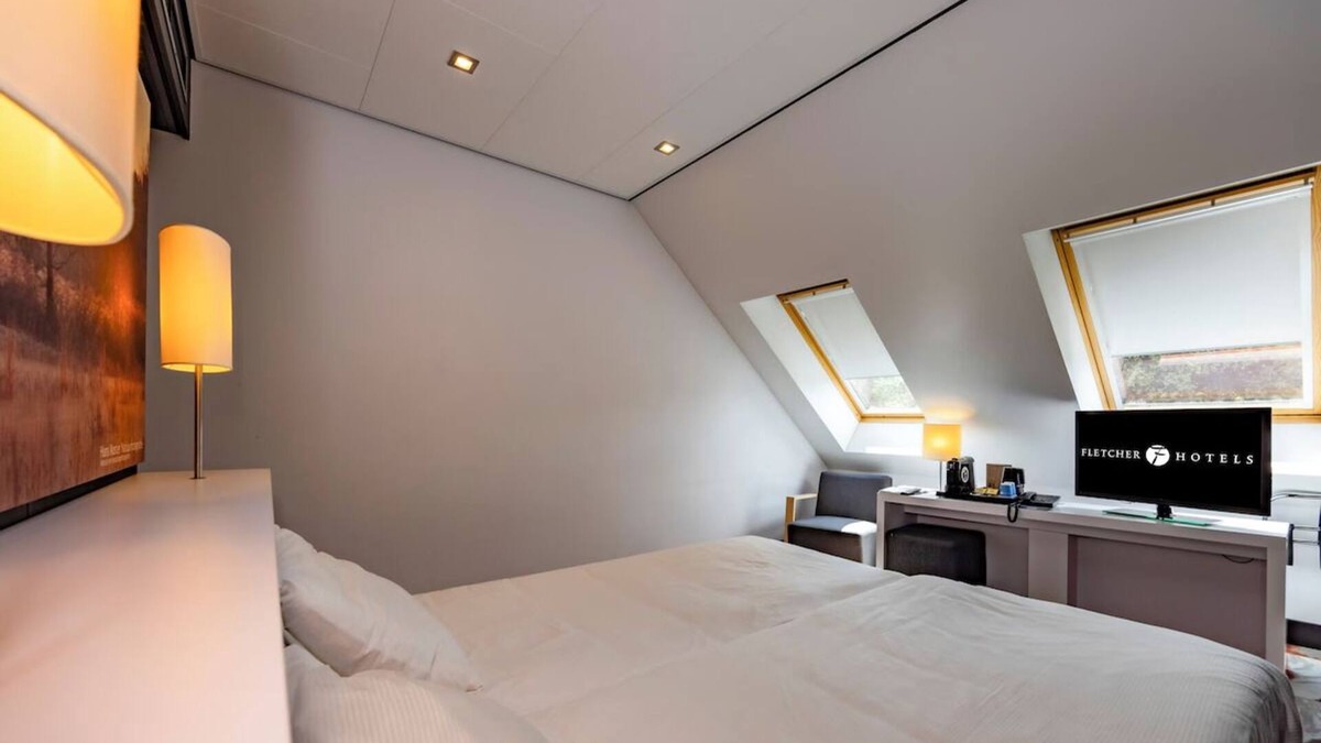 Uden Hotel | Scenic Stay by Bevrijdingspark Trails Free Parking in Peaceful Uden