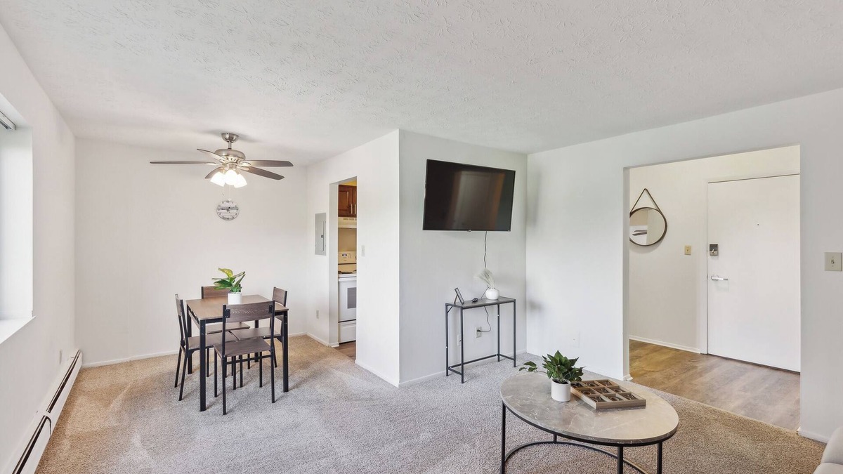Parma Apartment | Scenic towers 3217I Cozy & Comfy I Free Parking
