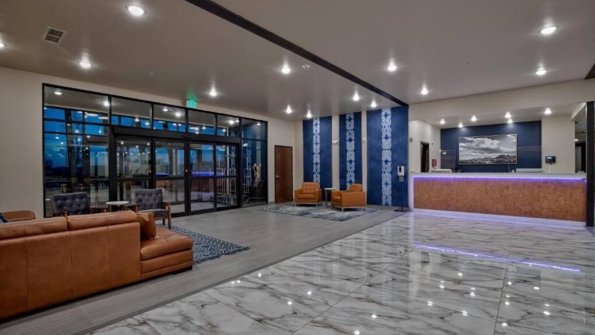 Moab South Valley Hotel | Scenic View Inn & Suites Moab