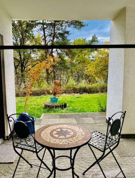 Dillenburg Apartment | Schöne Ferienwohnung mit Waldblick in Dillenburg