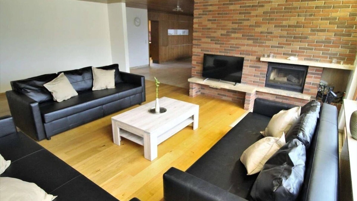 Ingersheim House | Schöne, Große Wohnung mit Parkplatz und Terasse