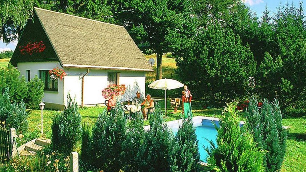 Altenfeld House | Schönes Ferienhaus in Altenfeld mit eigenem Pool