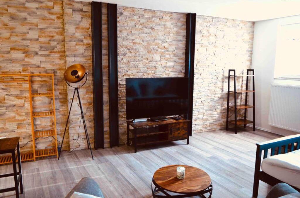 Untermaubach Apartment | Schönes und barrierefreies Loft in Kreuzau
