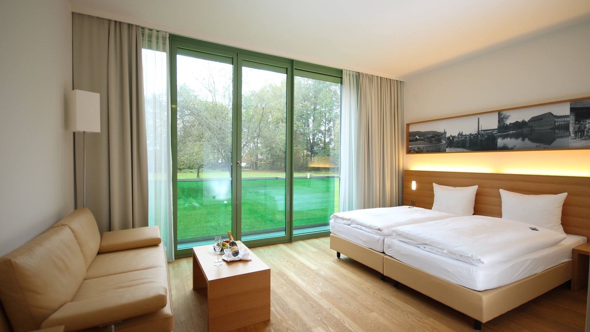 Arnstorf Hotel | Schlossparkhotel Mariakirchen