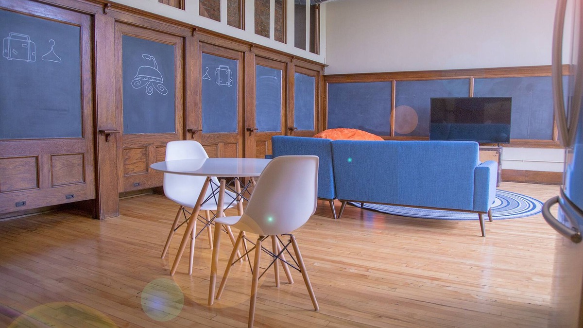 Neighborhood of the Arts Hotel | School 31 Lofts at Colors Studios