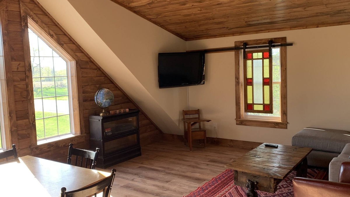 Wellington Apartment | Schoolhouse Loft - Centrally Located in the County in a Quiet Rural Setting