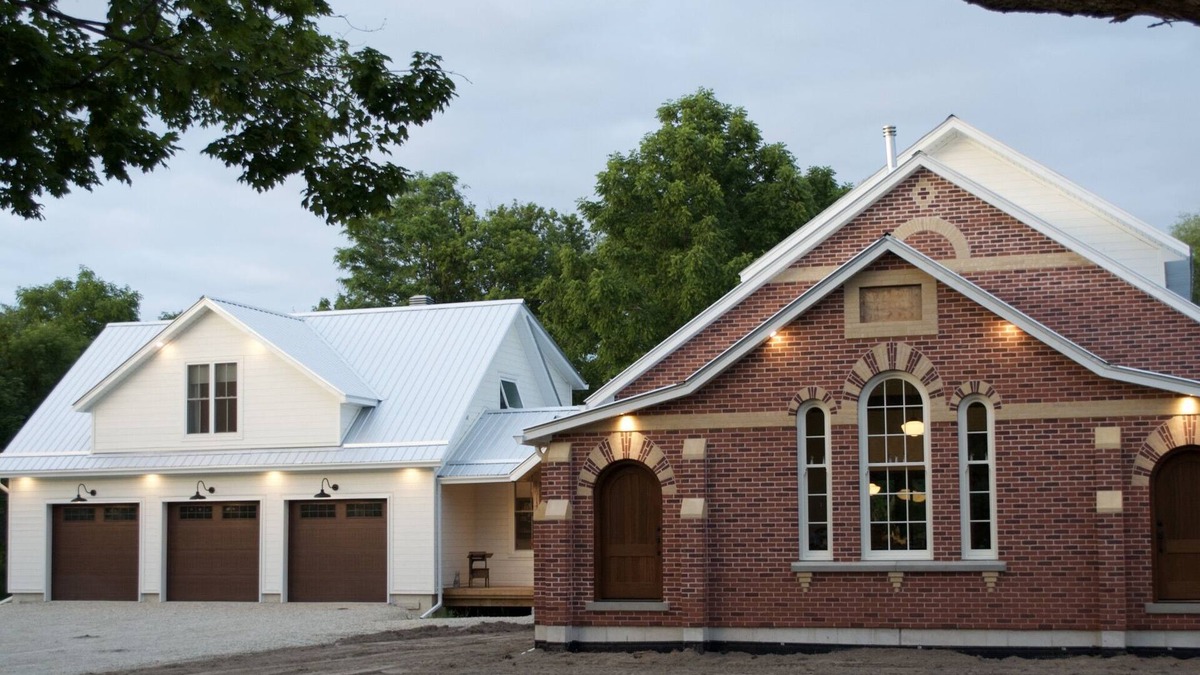Clearview Apartment | Schoolhouse Loft near hiking, biking, beach, golf and more
