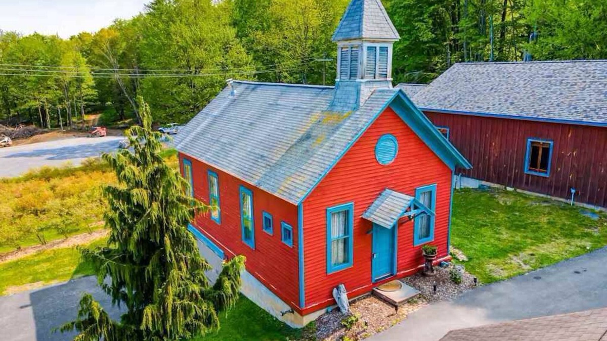 Franklin Springs House | Schoolhouse - Unit B